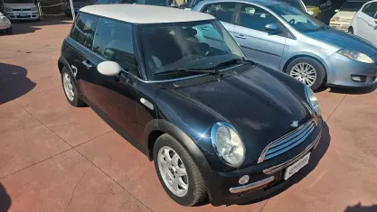 Usata Mini One D Seven 88 CV (64 kW) 2006 Nero Utilitaria
