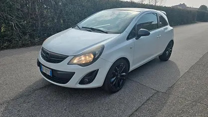 Usata Opel Corsa 95 CV (69 kW) 2014 Bianco Utilitaria