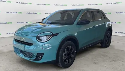 Nuova Fiat 600 Pop 110 CV (80 kW) 2025 Blu SUV