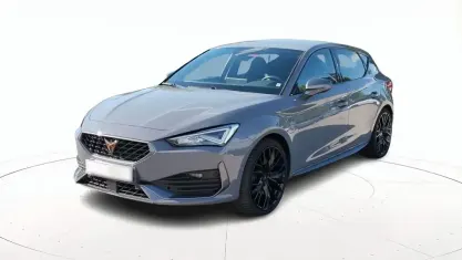 Usata Cupra Leon VZ2 245 CV (180 kW) 2023 Grigio / pastello Berlina