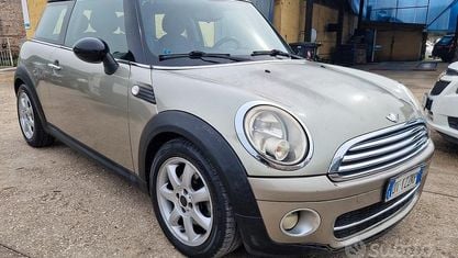 Usata Mini Cooper D 120 CV (88 kW) 2008 Giallo Utilitaria