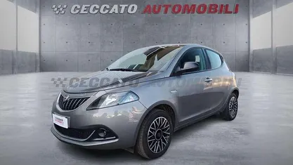 Grigio Usata 2024 Lancia Ypsilon S Due volumi | 12.740 € (Buon prezzo)