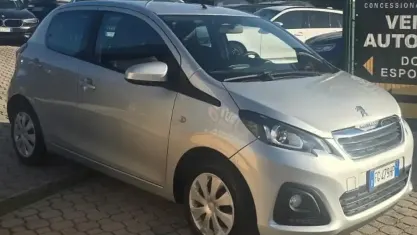Usata Peugeot 108 Access 69 CV (50 kW) 2016 Argento Utilitaria