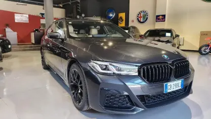 Gebraucht BMW 520 M Sport 190 PS (139 kW) 2020 Grau Limousine