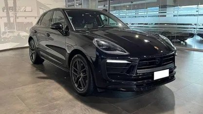 Nero Usata 2022 Porsche Macan SUV | 66.800 € (Buon prezzo)