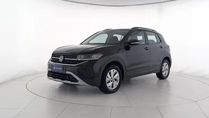 Deep black perlato Usata 2024 VW T-Cross Life SUV | 19.400 € (Buon prezzo)