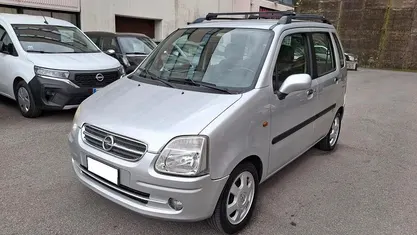 Usata Opel Agila Comfort 75 CV (55 kW) 2003 Monovolume