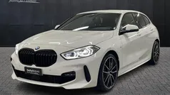 Bianco Usata 2023 BMW 118 M Sport Due volumi | 32.750 € (Buon prezzo)