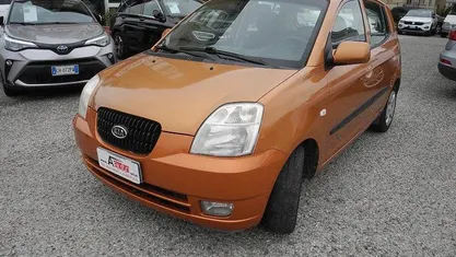 Usata Kia Picanto 61 CV (44 kW) 2006 Rosso Utilitaria