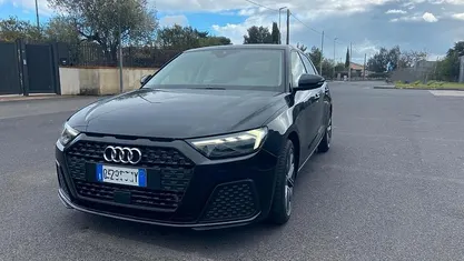 Usata Audi A1 Admired 110 CV (80 kW) 2022 Nero SUV