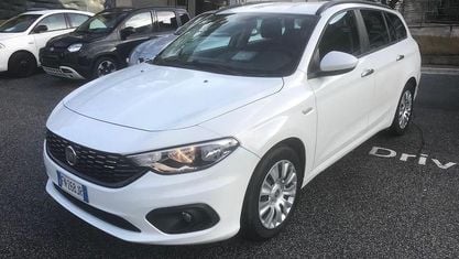 Käytetty Fiat Tipo Easy 120 HP (88 kW) 2018 Valkoinen Farmari
