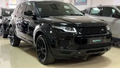 Używany Land Rover Range Rover evoque Pure 150 KM (110 kW) 2018 Czarny SUV