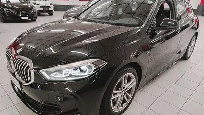 Nero Usata 2022 BMW 116 M Sport Due volumi | 25.900 € (Buon prezzo)
