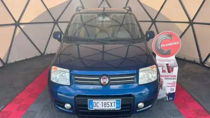 Usata Fiat Panda 4x4 60 CV (44 kW) 2006 Bluazzurro Utilitaria