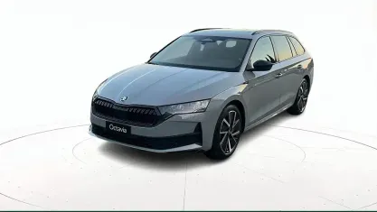 Nuova Skoda Octavia SportLine 150 CV (110 kW) 2025 Grigio pastello Station wagon