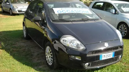 Usata Fiat Punto Street 69 CV (50 kW) 2017 Bluazzurro Utilitaria