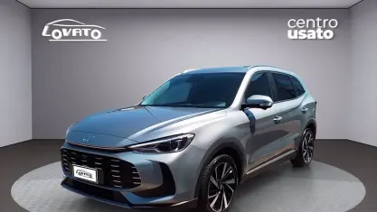 Usata MG ZS Luxury 197 CV (144 kW) 2025 Argento SUV