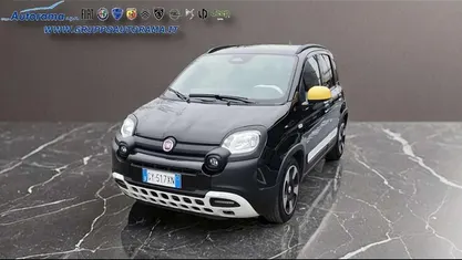 Usata Fiat Panda Cross Cross 69 CV (50 kW) 2025 Utilitaria