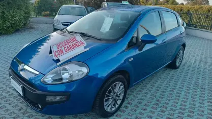 Usata Fiat Punto Evo 77 CV (56 kW) 2011 Bluazzurro Utilitaria