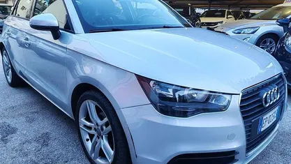 Other Usata 2013 Audi A1 Sportback Ambition Due volumi | 11.500 € (Buon prezzo)