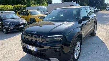 Usata Jeep Avenger Altitude 101 CV (74 kW) 2025 Nero SUV