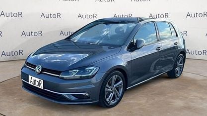 Begagnad VW Golf VIII Sport 115 HK (84 kW) 2020 Grå Sedan