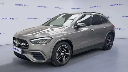 Gray Usata 2024 Mercedes GLA200 Advanced Plus SUV | 43.890 € (Buon prezzo)