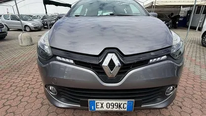 Usata Renault Clio IV 75 CV (55 kW) 2014 Grigio Berlina