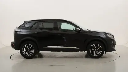Usado Peugeot 2008 Allure 131 CV (96 kW) 2022 SUV