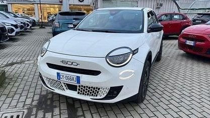 Usata Fiat 600 La Prima 110 CV (80 kW) 2025 Bianco SUV