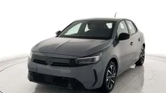 Grigio metall. Usata 2024 Opel Corsa S Tre volumi | 15.400 € (Buon prezzo)