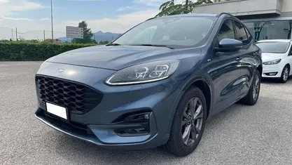 Usata Ford Kuga ST-Line X 150 CV (110 kW) 2020 Blu SUV