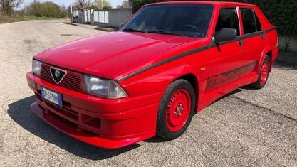 Occasion Alfa Romeo 75 155 ch (114 kW) 1987 Rouge Berline