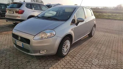 Usata Fiat Grande Punto Active 65 CV (47 kW) 2006 Grigio Utilitaria