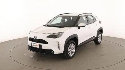 Usata Toyota Yaris Hybrid Active 116 CV (85 kW) 2023 Bianco