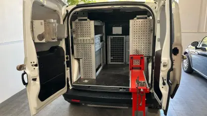 Usata Fiat Doblò Lounge 120 CV (88 kW) 2020 Bianco Monovolume