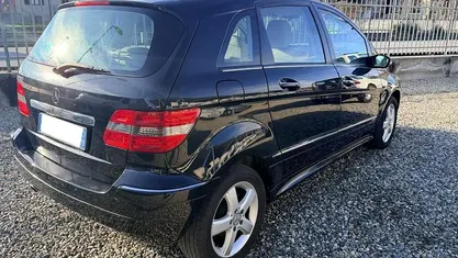 Usata Mercedes B150 95 CV (69 kW) 2007 Monovolume