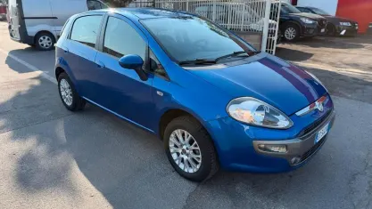 Usata Fiat Punto Evo Emotion 70 CV (51 kW) 2010 Blu Utilitaria