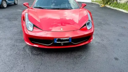 Usata Ferrari 458 566 CV (416 kW) 2011 Rosso Coupé
