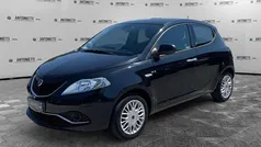 Nero Usata 2016 Lancia Ypsilon Silver Due volumi | 8900 € (Buon prezzo)