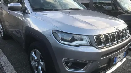 Usata Jeep Compass Limited 140 CV (102 kW) 2018 Grigio SUV