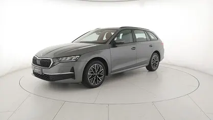 Usata Skoda Octavia Executive 150 CV (110 kW) 2025 Grigio graphite metallizzato Station wagon