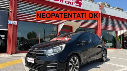 Usata Kia Rio 75 CV (55 kW) 2016 Nero Utilitaria