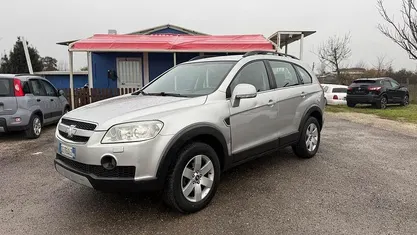 Grigio Usata 2006 Chevrolet Captiva Sport SUV | 3900 € (Buon prezzo)