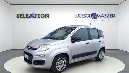 Begagnad Fiat Panda Easy 2020 Grå Halvkombi
