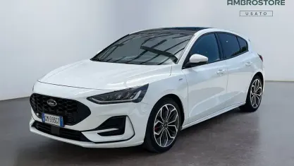 Begagnad Ford Focus 155 HK (114 kW) 2023 Vit Sedan