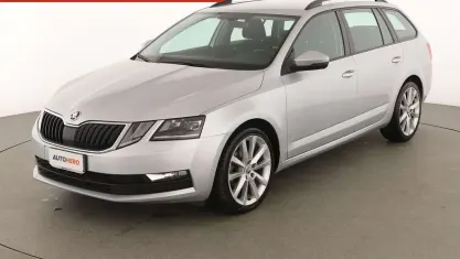 Käytetty Skoda Octavia Ambition 150 HP (110 kW) 2018 Hopea Farmari