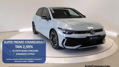 Nuova VW Golf VIII R-line Plus 150 CV (110 kW) 2026 Azzurro