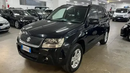 Usata Suzuki Grand Vitara 129 CV (94 kW) 2007 Nero SUV