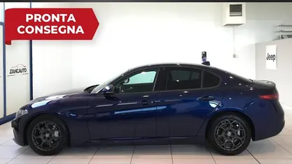 Blu montecarlo Usata 2017 Alfa Romeo Giulia Super Tre volumi | 18.500 € (Buon prezzo)
